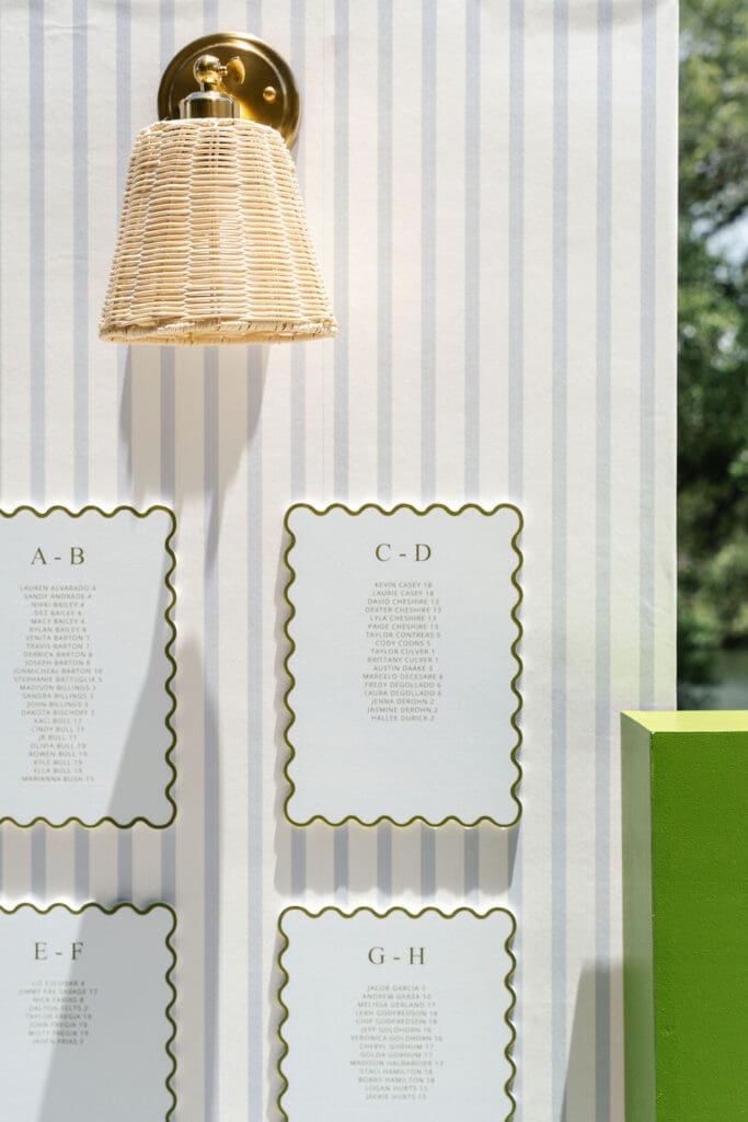 Scalloped seating assignments on a cute wedding seating chart