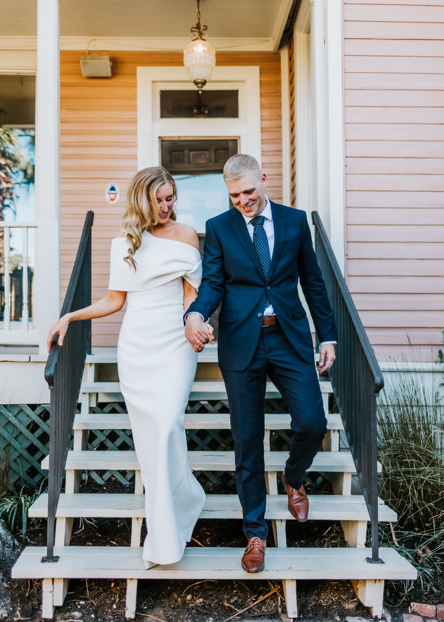 Newlyweds who had the best day because they knew what to ask your wedding planner